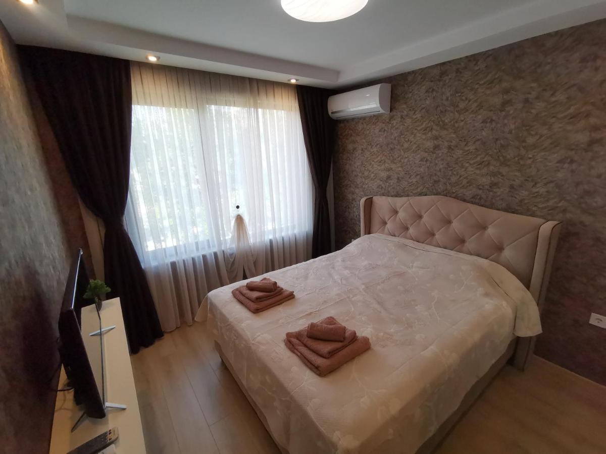 City Center Lux Apartment Varna Eksteriør bilde